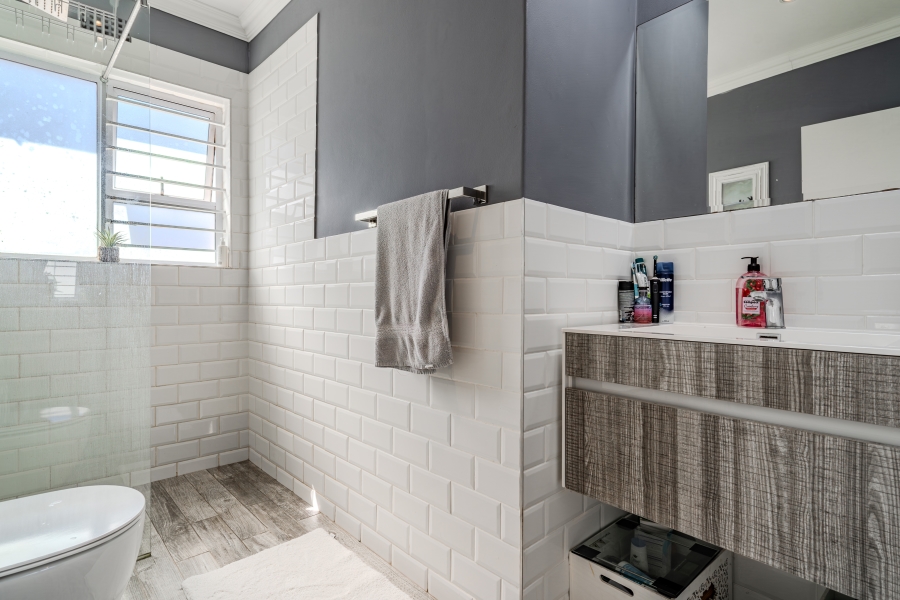 3 Bedroom Property for Sale in Silverglade Western Cape